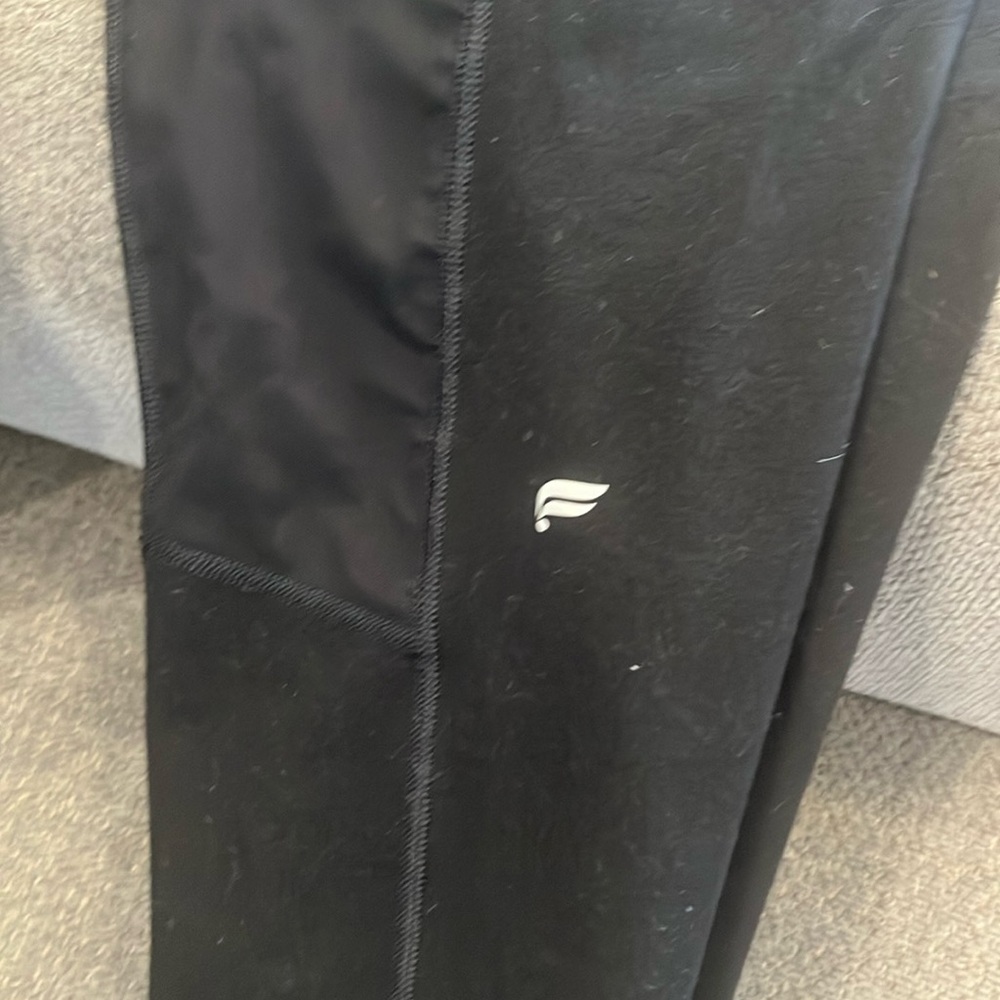 Fabletics leggings with side pockets